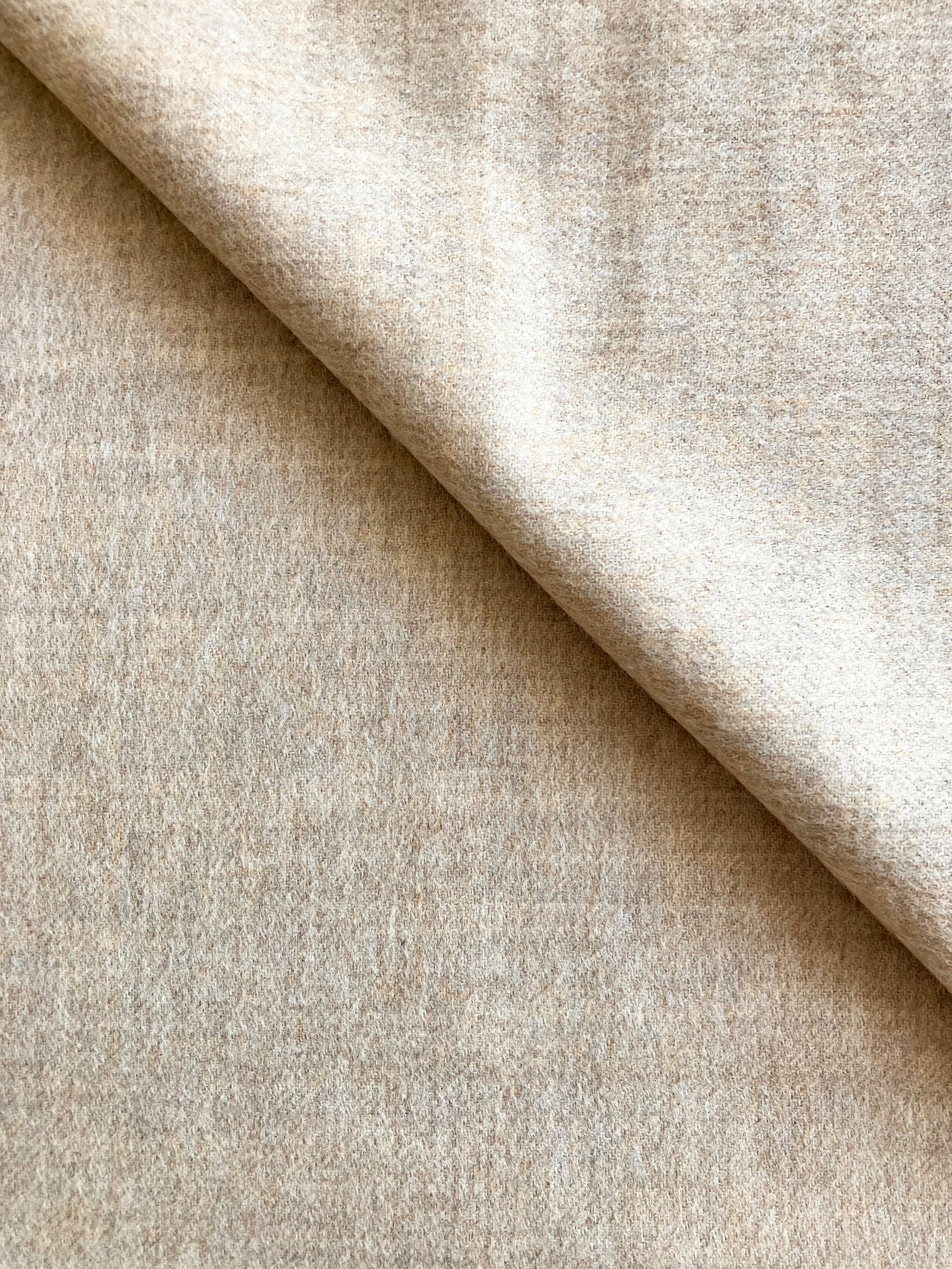 PFS068 - Lambswool-Cashmere Jacketing with Drawn Finish - Light Fawn/Cream (6.5m)
