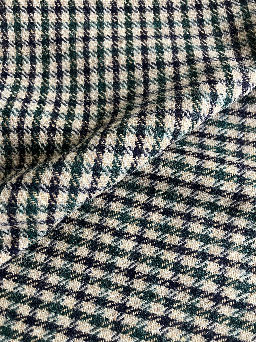 PFS075 - Pure Wool Gunclub - Cream, Navy, Green (3.7m)