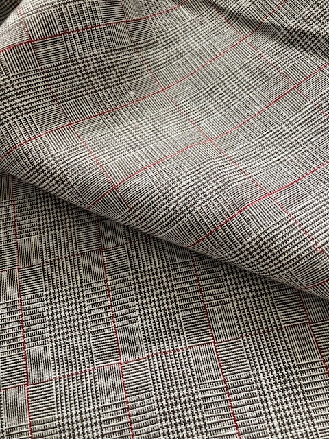 PF165 Irish Linen - Off-White / Red